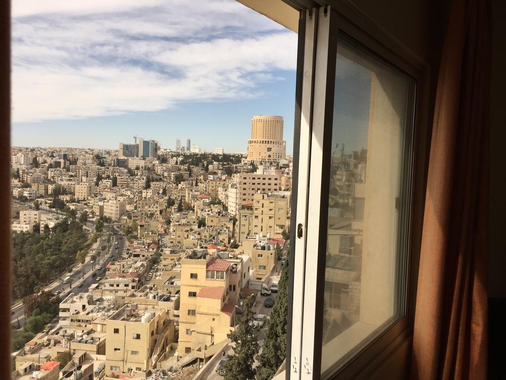 Zaina Plaza Hotel Amman Room photo